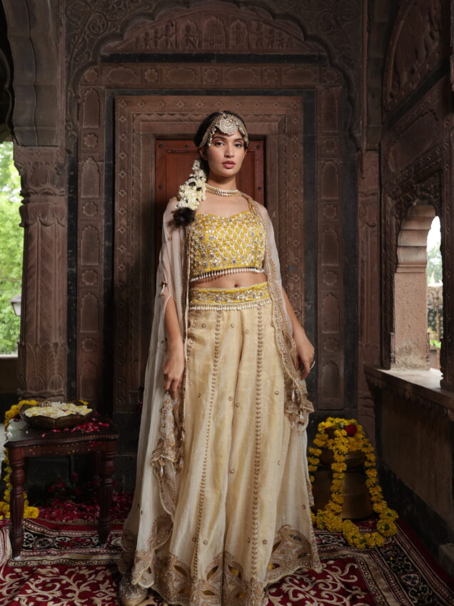 SHARARA CAPE SET