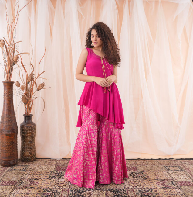 PEPLUM TOP WITH SHARARA