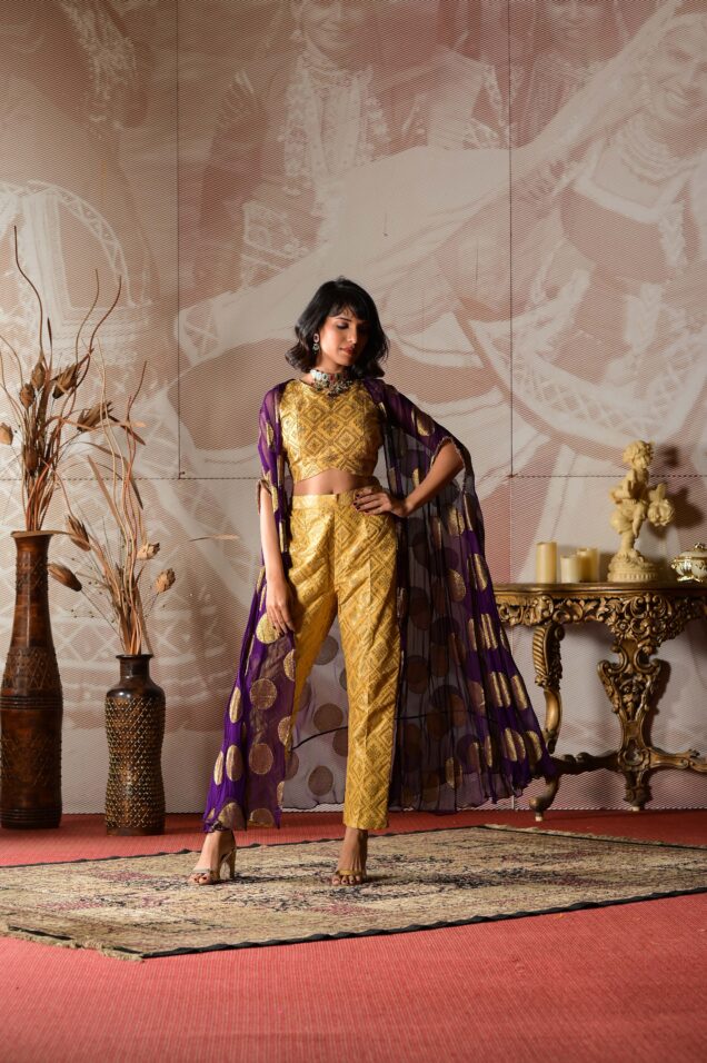 KAFTAAN CAPE WITH PANTS